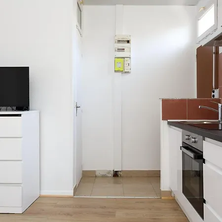 アパート Studio Fond De Jardin ドランシー